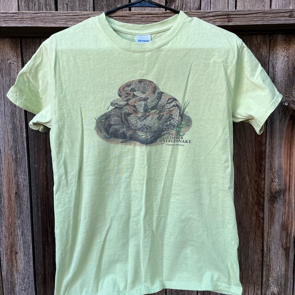 Rattlesnake Naturalist Green Retro Graphic T-Shirt Halloween Tshirt
